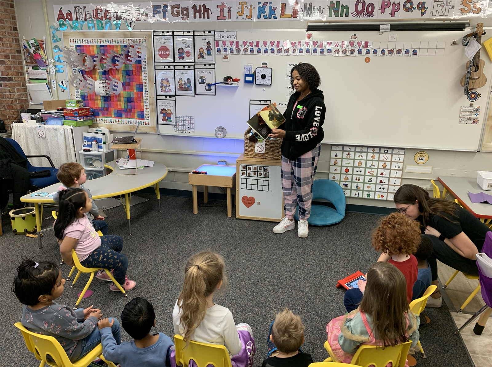  Reading to children
